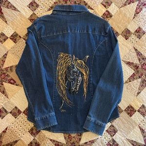 Long sleeve jean shirt with original equine art